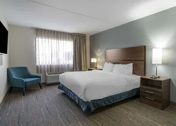 MainStay Suites Lexington I-75 hotel thumbnail 7