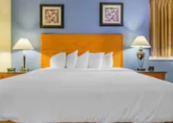 Inn at Lebanon - Hershey & Manheim area hotel thumbnail 5
