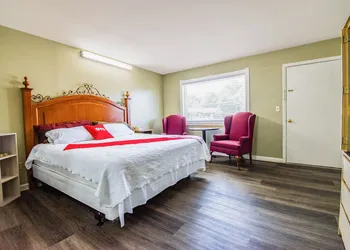 OYO Hotel Calhoun, GA I-75 hotel thumbnail 8