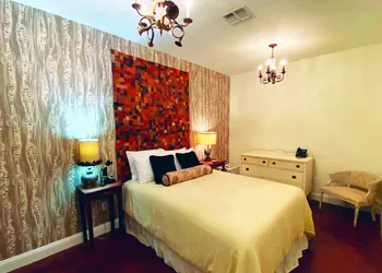 Mulberry Inn hotel thumbnail 7