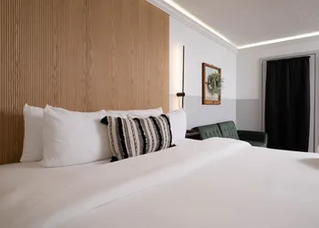 The Westerner - Extended Stay hotel thumbnail 3
