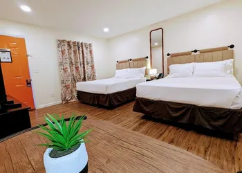 The Honey Bee Motel hotel thumbnail 5