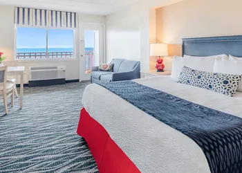 Dunes Suites Oceanfront hotel thumbnail 3