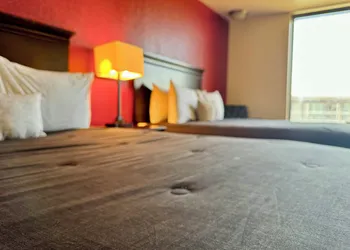 FairBridge Inn Express Hiawatha hotel thumbnail 4