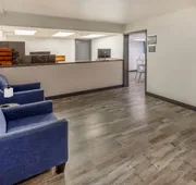 Super 8 by Wyndham Laredo hotel detail image 3