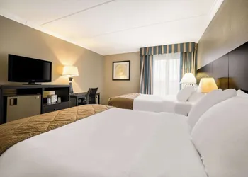 Suburban Studios Syracuse Fairgrounds hotel thumbnail 8