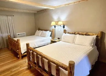 Idaho Lodge and RV Park hotel thumbnail 4