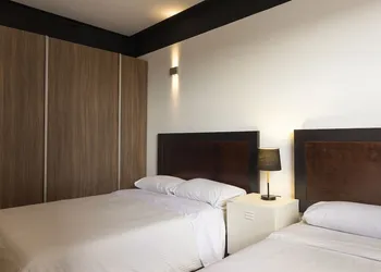 El Doce by Homi Rent hotel thumbnail 4