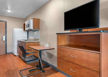 Extended Stay America Select Suites - Jacksonville - North hotel thumbnail 5