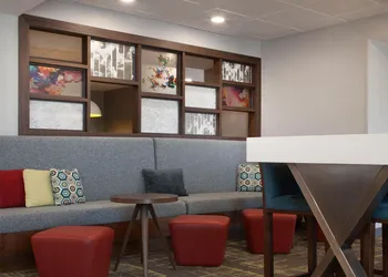 Hampton Inn Evergreen hotel thumbnail 2