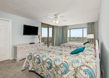 Brighton Tower 1909 3br 3ba Oceanfront 3 Bedroom Condo by RedAwning hotel thumbnail 2