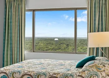 Brighton Tower 1909 3br 3ba Oceanfront 3 Bedroom Condo by RedAwning hotel thumbnail 4