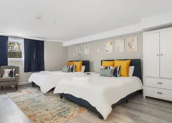The Beverly hotel thumbnail 3