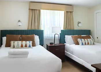 The Beverly hotel thumbnail 8