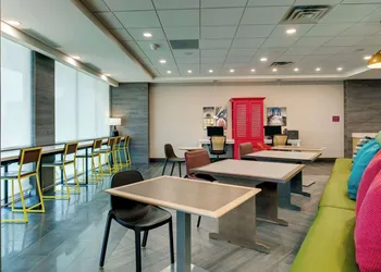 Home2 Suites by Hilton Hammond hotel thumbnail 2