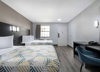 Studio 6 San Antonio, Tx - Northwest Medical Center hotel thumbnail 3