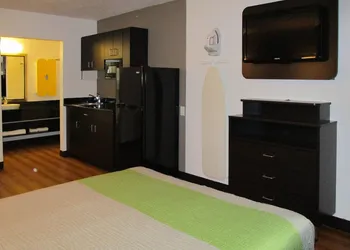 Studio 6 Little Rock, AR - West hotel thumbnail 8