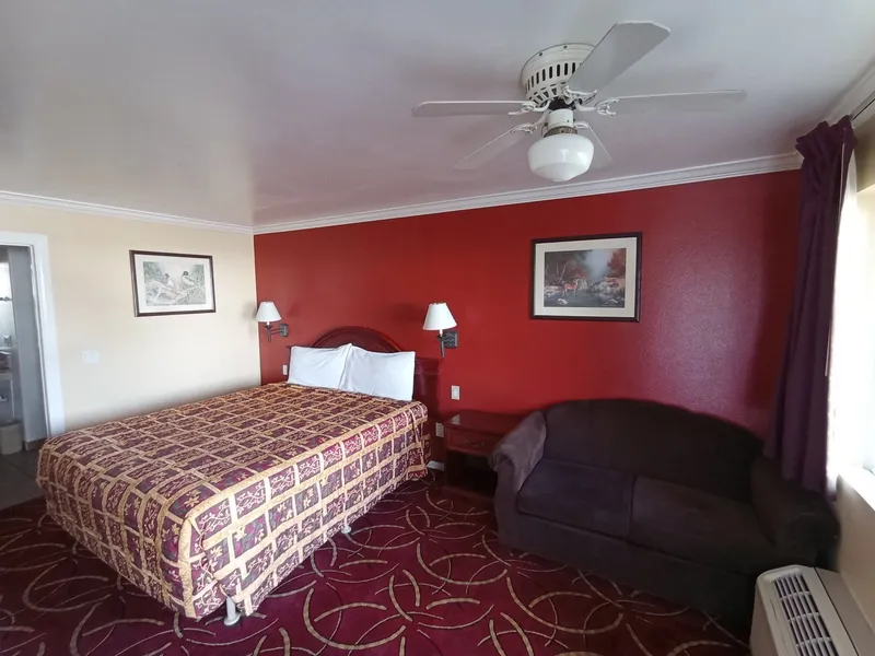 Dynasty Suites Santa Fe Springs hotel detail image 2