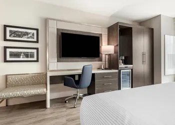 Cambria Hotel Austin Uptown Near The Domain hotel thumbnail 6