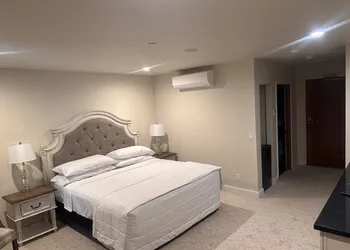 Lakeview Hotel hotel thumbnail 3