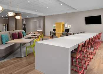 Home2 Suites By Hilton Hobbs hotel thumbnail 3