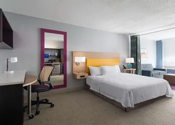 Home2 Suites by Hilton Indianapolis Keystone Crossing hotel thumbnail 3