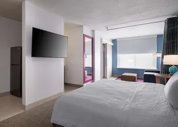 Home2 Suites by Hilton Indianapolis Keystone Crossing hotel thumbnail 5