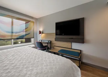 Tru By Hilton Novi Detroit hotel thumbnail 4