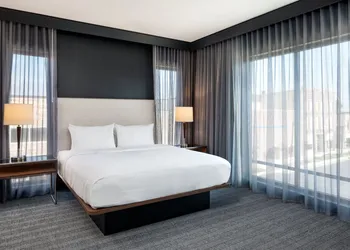 Courtyard by Marriott Owatonna Downtown hotel thumbnail 6