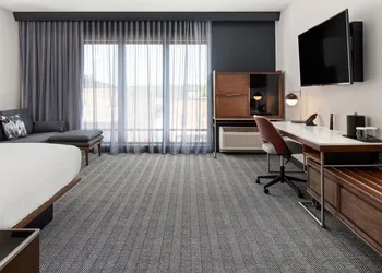 Courtyard by Marriott Owatonna Downtown hotel thumbnail 7