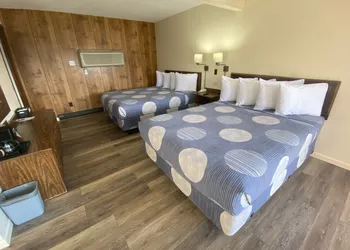 Waterway Inn hotel thumbnail 7