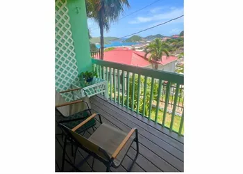 The Green Iguana Hotel hotel thumbnail 3