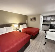 Econo Lodge Inn & Suites hotel detail image 5