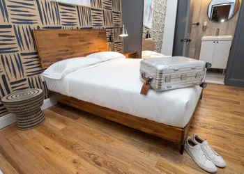 The Flat NYC hotel thumbnail 4