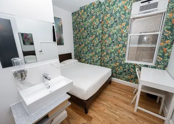 The Flat NYC hotel thumbnail 5