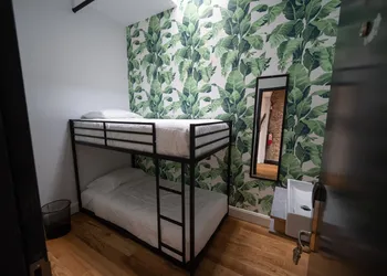 The Flat NYC hotel thumbnail 7