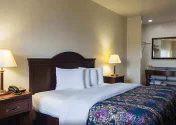 Hiway Inn Express Of Coalgate hotel thumbnail 3