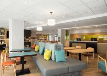 Home2 Suites By Hilton Quebec City hotel thumbnail 3