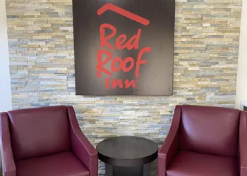 Red Roof Inn Jacksonville, AL hotel thumbnail 2