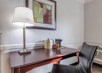 Studio 6 Suites - Dallas, TX - Downtown hotel thumbnail 4