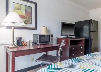Studio 6 Suites - Dallas, TX - Downtown hotel thumbnail 5