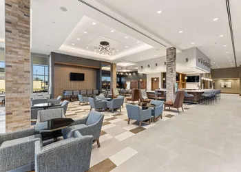Embassy Suites by Hilton Irving Las Colinas hotel thumbnail 6