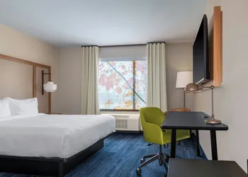 Fairfield Inn & Suites By Marriott Norfolk hotel thumbnail 8