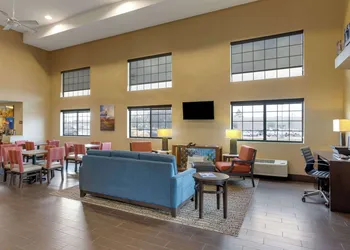 Comfort Inn & Suites Ludington near US-10 hotel thumbnail 5