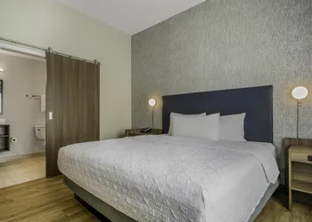 Home2 Suites By Hilton Cincinnati Midtown Oakley hotel thumbnail 8