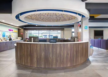 Tru By Hilton Toronto Airport West hotel thumbnail 7