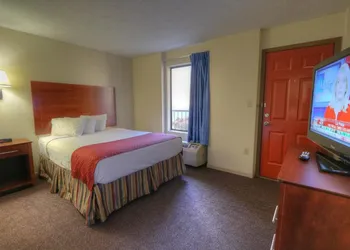 Days Inn By Wyndham Pigeon Forge South hotel thumbnail 4