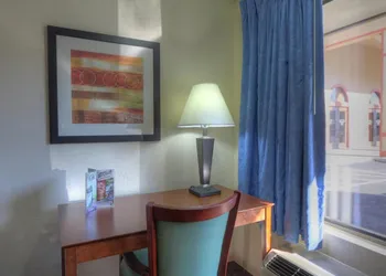 Days Inn By Wyndham Pigeon Forge South hotel thumbnail 5