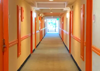 Bposhtels Orlando Florida Mall hotel thumbnail 2