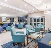 La Quinta Inn & Suites by Wyndham Valdosta hotel detail image 4